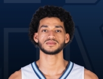 Alex Crawford drops in the smooth basket