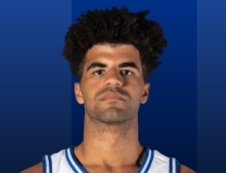 Nikolas Khamenia makes beautiful pass for a basket