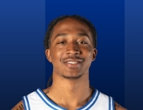 Maliq Brown denies Niagara Purple Eagles with swat