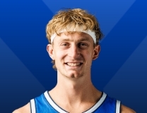 Richie Saunders drills bucket vs. Eastern Washington Eagles