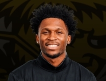 Kenyon Giles buries triple against Eastern Kentucky Colonels