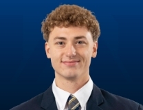 Arne Osojnik hits the 3-pointer vs. Incarnate Word Cardinals