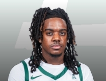 Dezayne Mingo hits the shot vs. UIC Flames