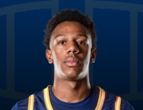 Jovan Jester Jr. throws down powerful slam dunk vs. Lincoln University (CA) Oaklanders