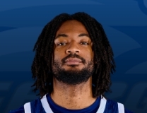 Shainen Carter throws down powerful dunk vs. James Madison Dukes