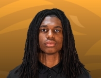 Tylik Weeks drops in the smooth bucket