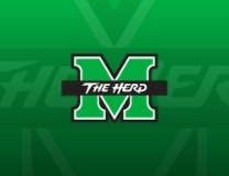 Noah Otshudi skies for big flush