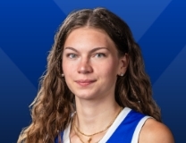 Lara Rohkohl makes a great defensive play for the steal