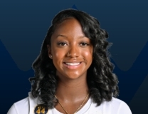 Jordan Harrison drills basket vs. Houston Cougars