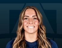 Jamisyn Heaton hits the bucket vs. Loyola Marymount Lions