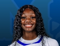 Dakota Howard makes a great defensive play for the steal