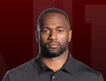 EJ Smith powers in for Texas A&M TD