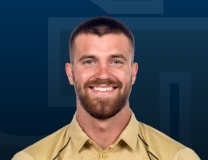 Haynes King throws 2-yard touchdown pass to J.T. Byrne