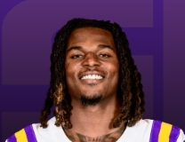 Harold Perkins picks off Arkansas Razorbacks