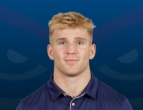 Caden Veltkamp airs it out for 44-yard touchdown pass