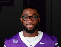 Victor Gabalis airs it out for 7-yard touchdown pass